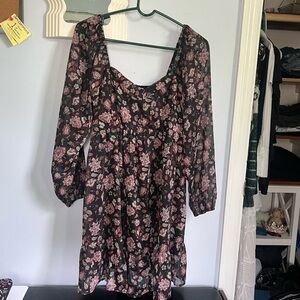 Celebrity Pink Black and Pink Floral Dress